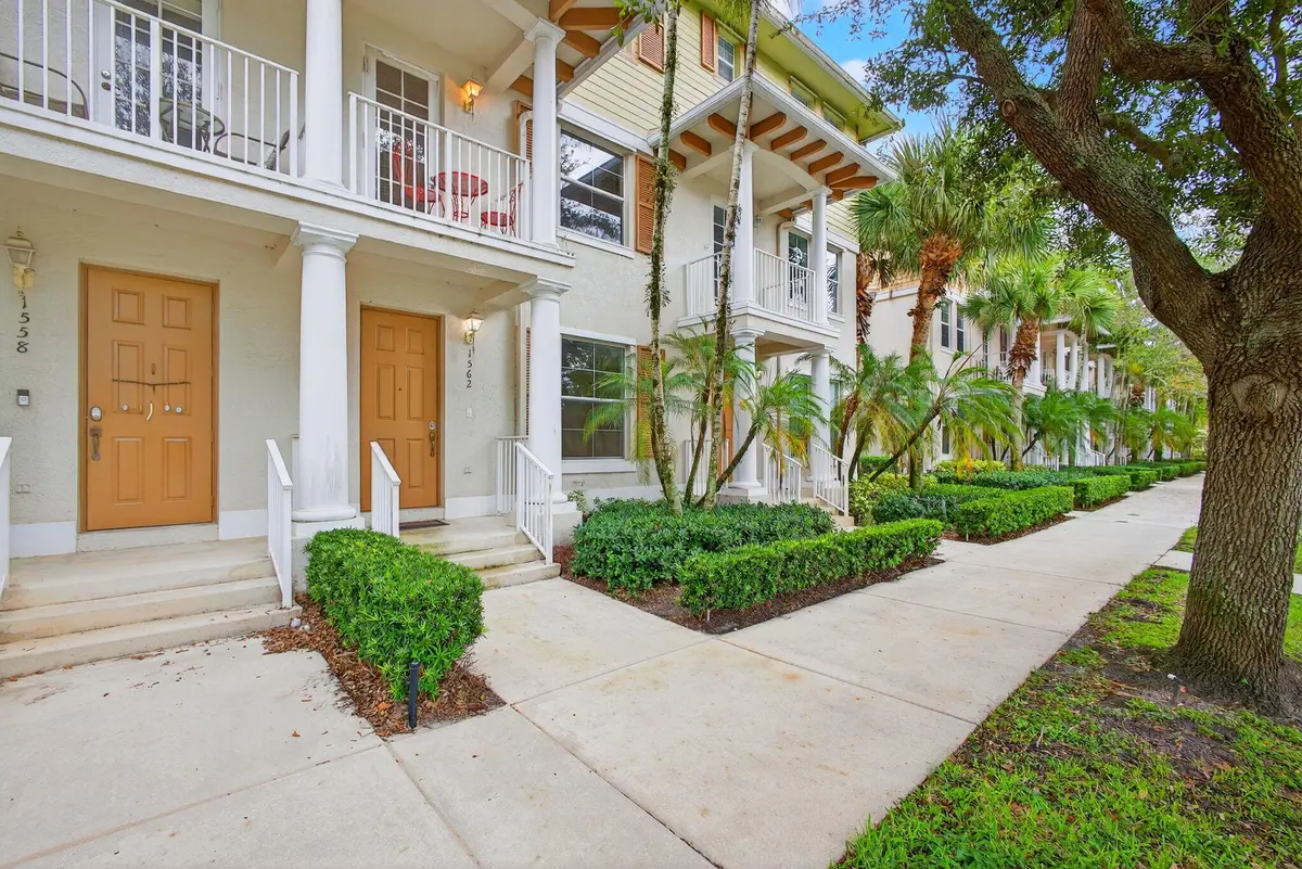 4-web-or-mls-042_5D1A8486 at 1562 Grande Cull Way, Jupiter
