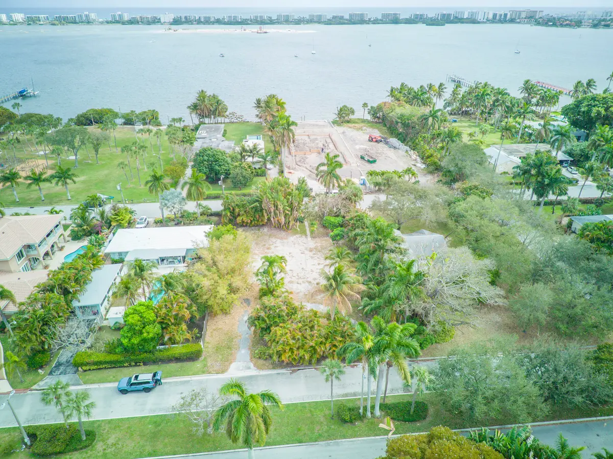 MAX_0052 at 1118 S Palmway, Lake Worth Beach