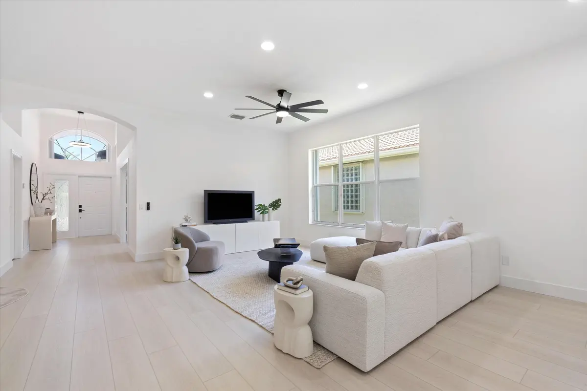 05-7102 Prado Lake Drivd Delray Beach, F at 7102 Prado Lake Drive, Delray Beach