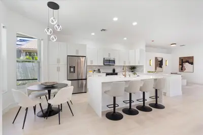7102 Prado Lake Drive, Delray Beach – sold