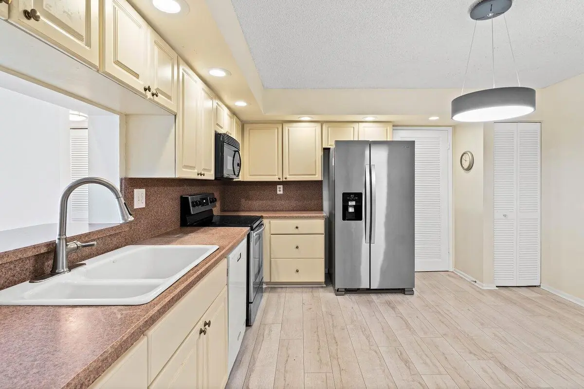 003-3420SouthOceanBoulevard-15U-Highland at 3420 S Ocean Boulevard 15u, Highland Beach