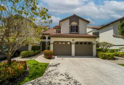 5218 Europa Drive K, Boynton Beach – sold