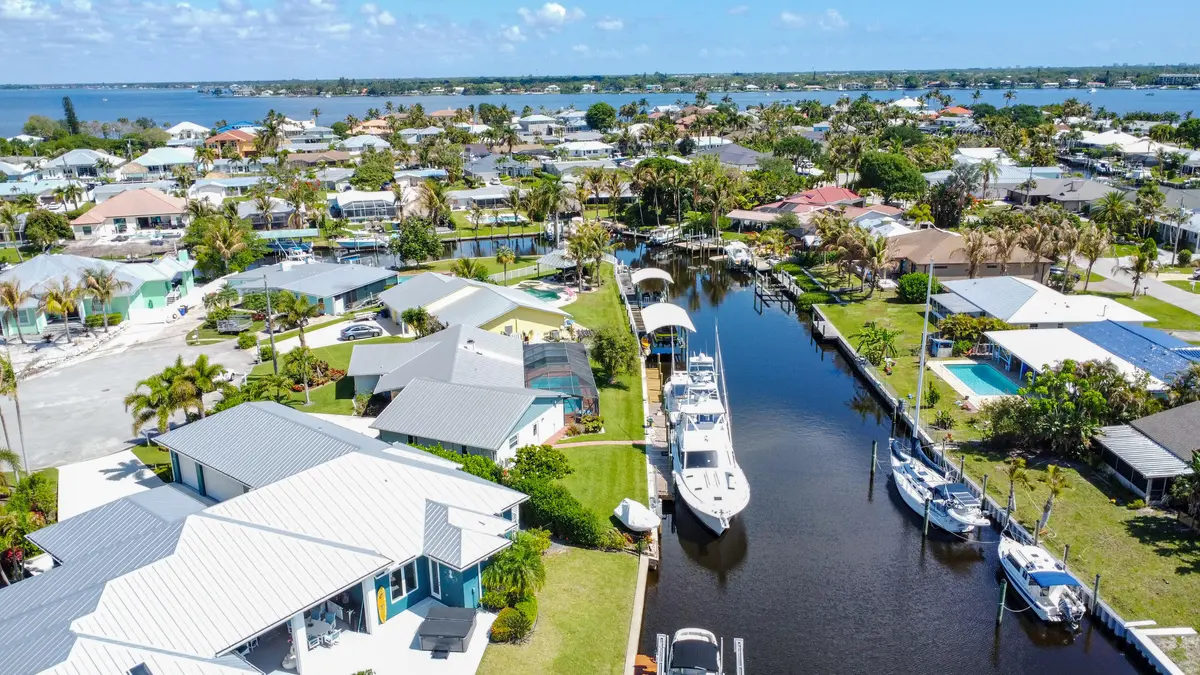 1360 SW Albatross Way at 1360 SW Albatross Way, Palm City