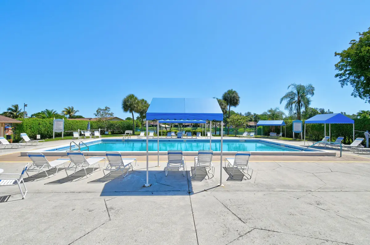 4KnightsbridgeLn(47) at 4 Knightsbridge Lane, Boynton Beach