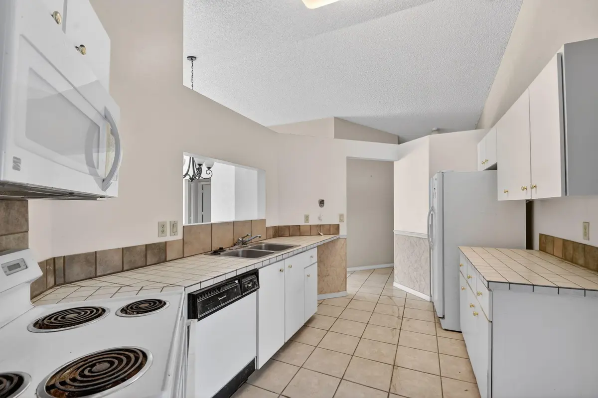 15-web-or-mls-DSC_8656 at 9 Corrie Place, Boynton Beach