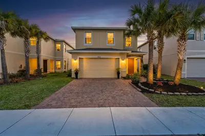 1962 NW Cataluna Circle, Port St. Lucie – sold