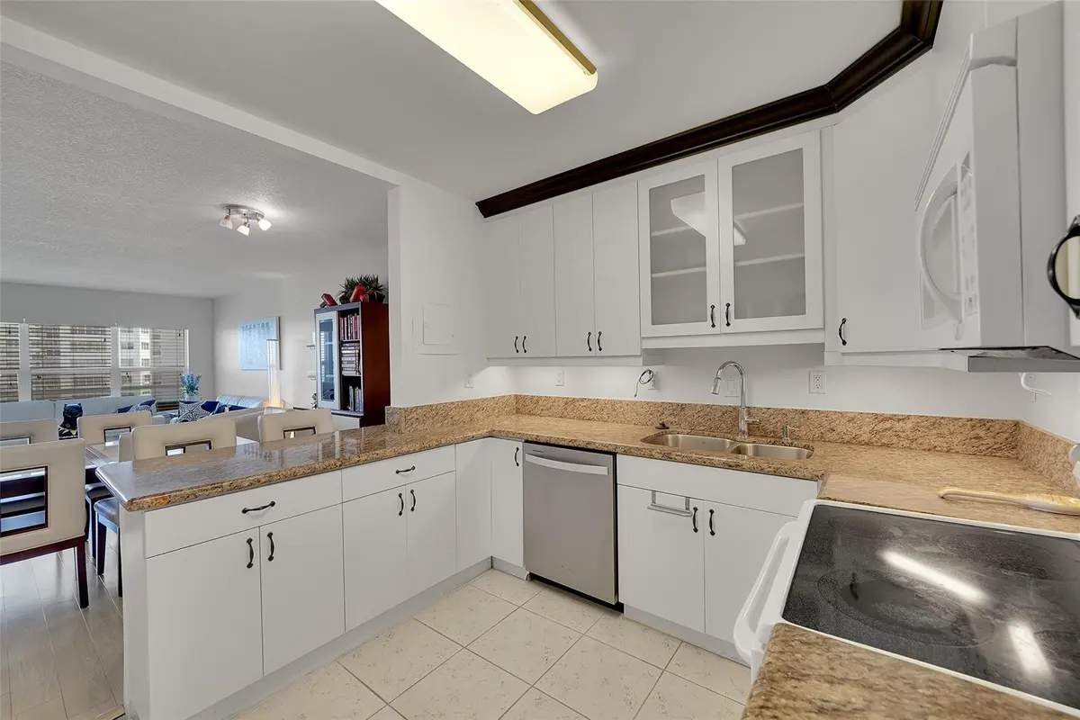 Photo 8 at 3550 Galt Ocean Drive 608, Fort Lauderdale