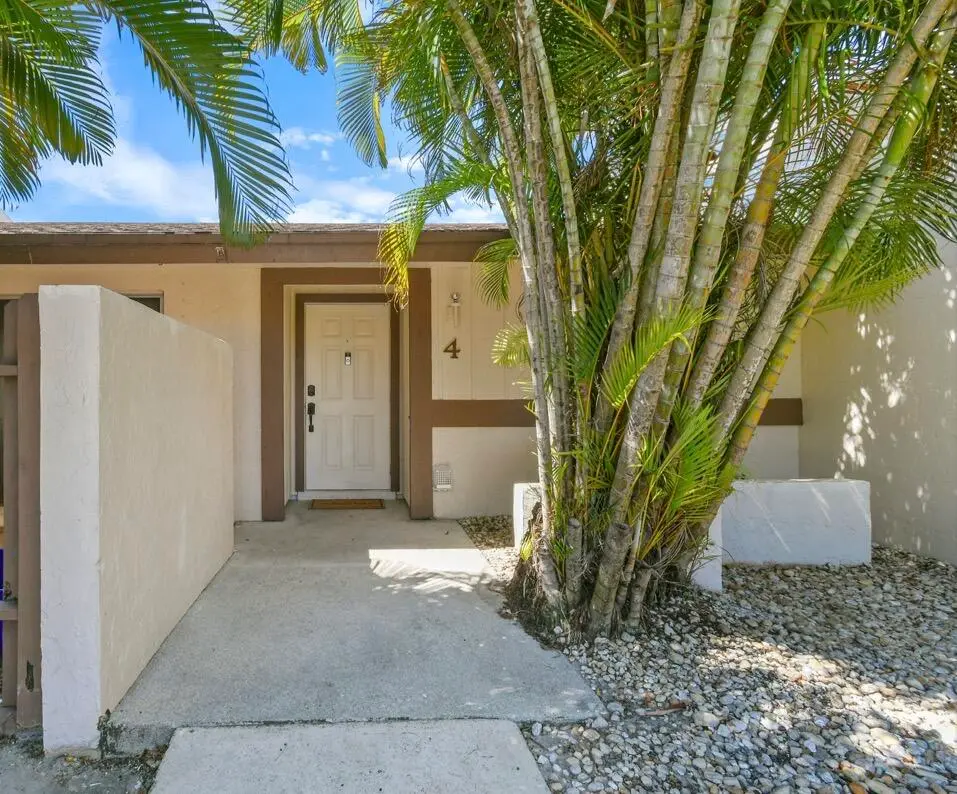 IMG_8522 at 4 Knightsbridge Lane, Boynton Beach