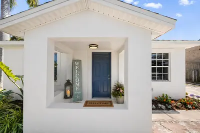 143 E 23rd Street, Riviera Beach – sold