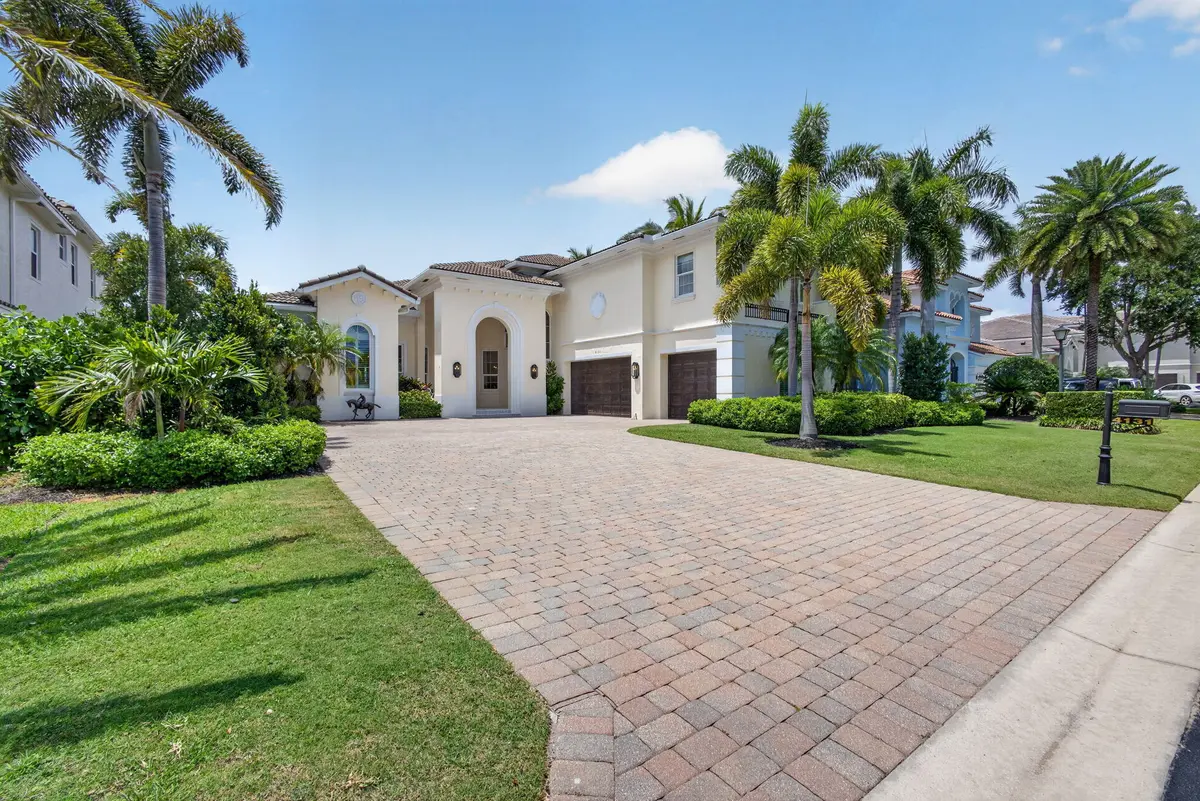 Exterior Front at 4131 Venetia Way, Palm Beach Gardens