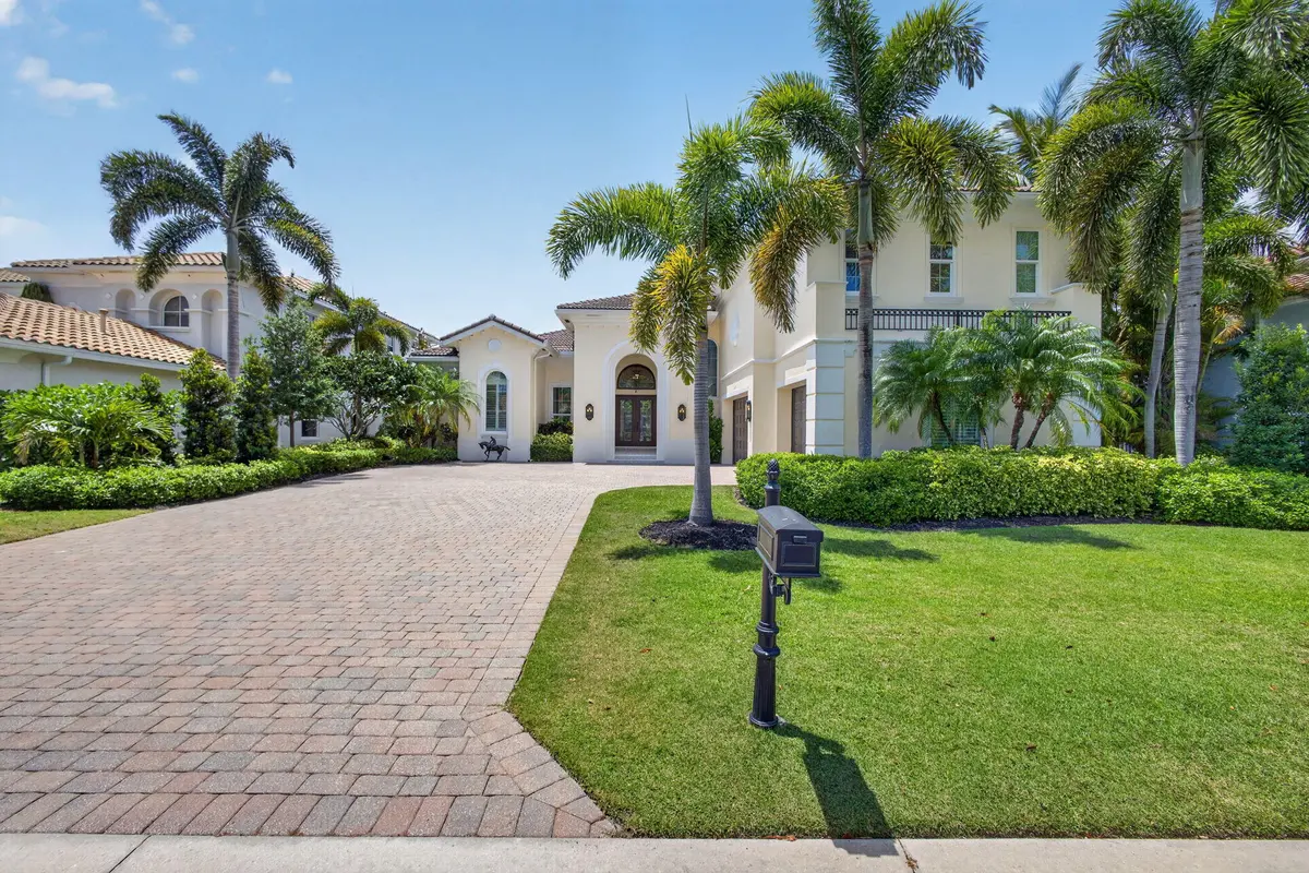 Exterior Front at 4131 Venetia Way, Palm Beach Gardens