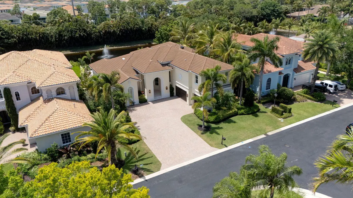 Exterior Front at 4131 Venetia Way, Palm Beach Gardens