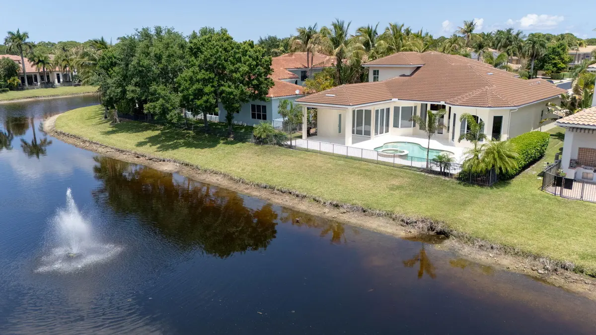 Exterior Back at 4131 Venetia Way, Palm Beach Gardens