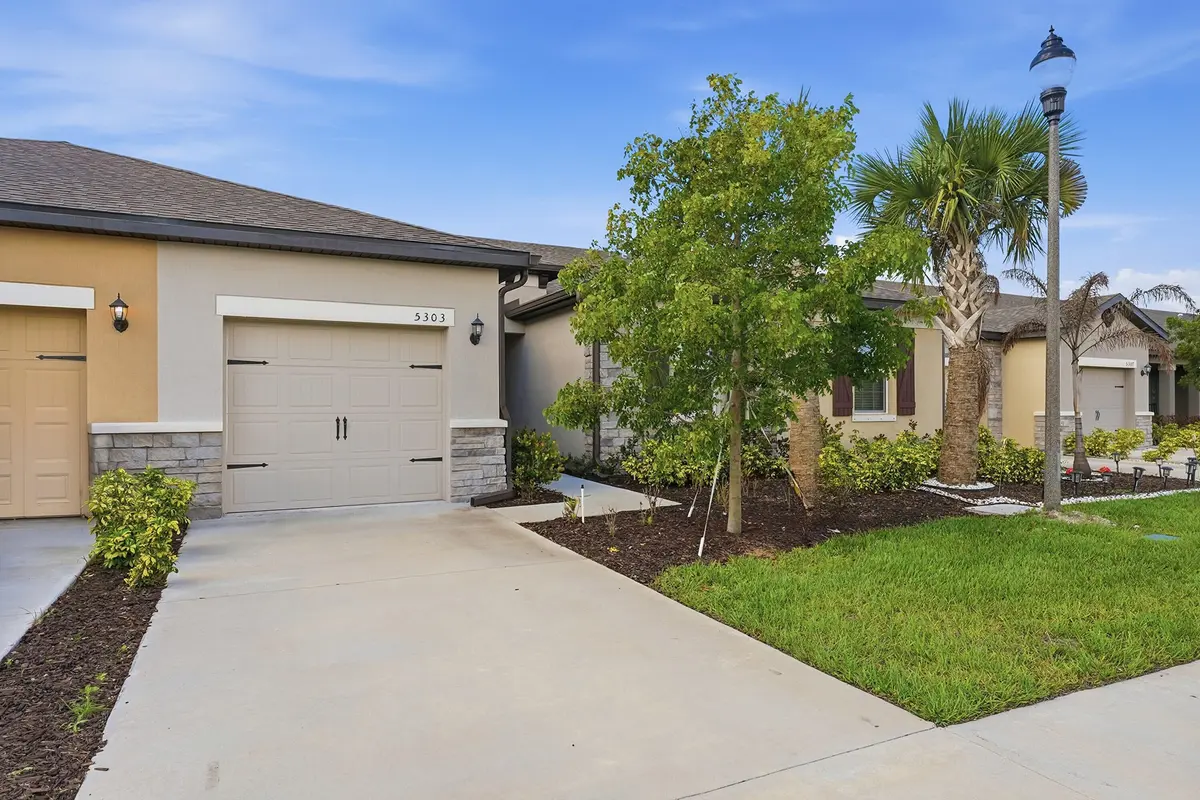 03_dsc03979 at 5303 Gladness Court, Fort Pierce