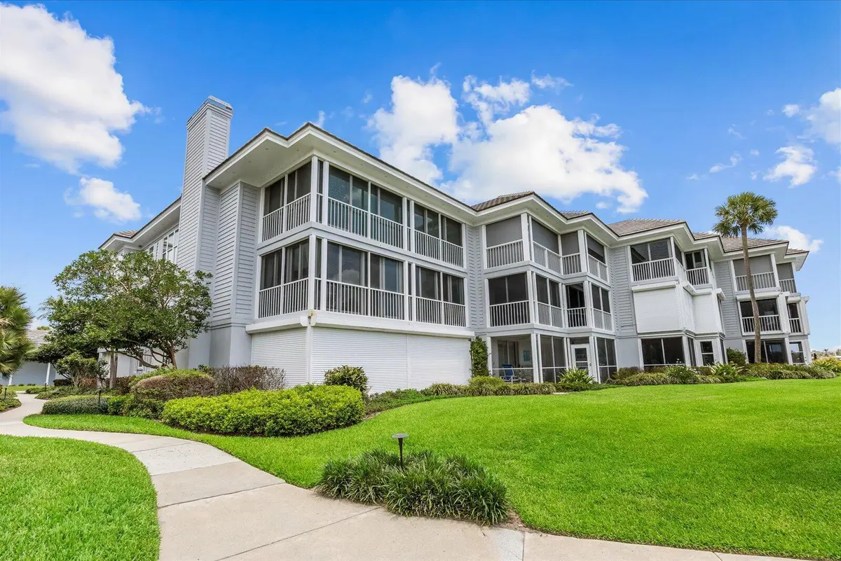 1903 Bay Road 206, Vero Beach, FL – photo 1