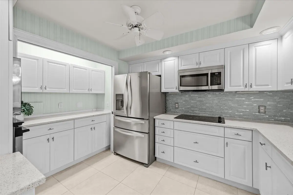1903 Bay Road 206, Vero Beach, FL – photo 4