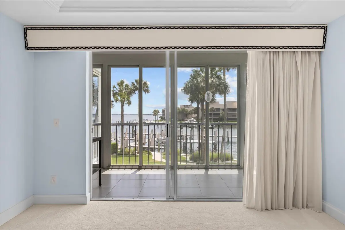 1903 Bay Road 206, Vero Beach, FL – photo 8