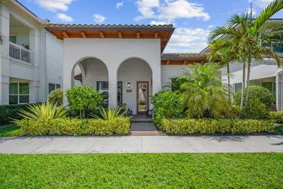 7041 Edison Place, Palm Beach Gardens – sold