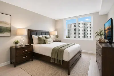 3000 S Ocean Drive 714, Hollywood – Condominium for sale