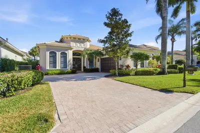 345 Vizcaya Drive, Palm Beach Gardens – sold
