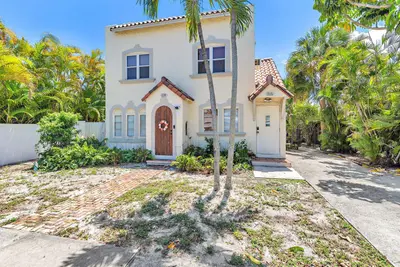 214 Conniston Road, West Palm Beach – Quadruplex for sale