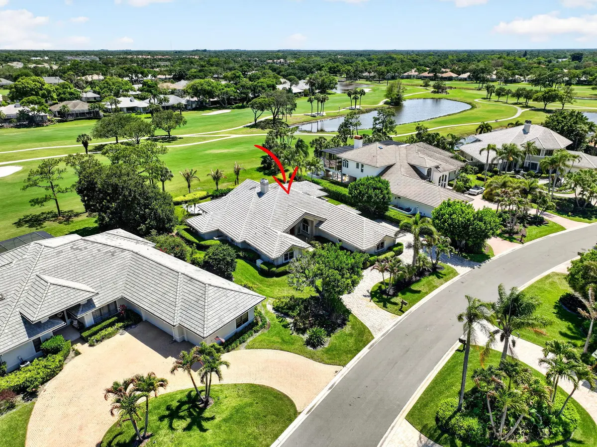 Beautiful Home with Golf Course Views at 6711 SE Barrington Drive, Stuart