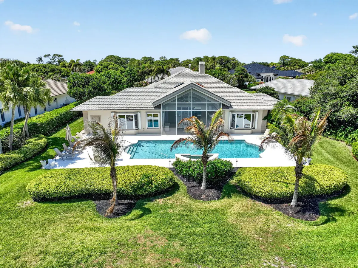 Paradise at 6711 SE Barrington Drive, Stuart