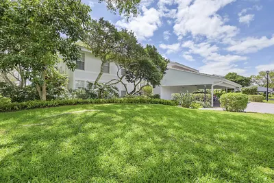 6245 Old Court Road 202, Boca Raton – Condominium for sale