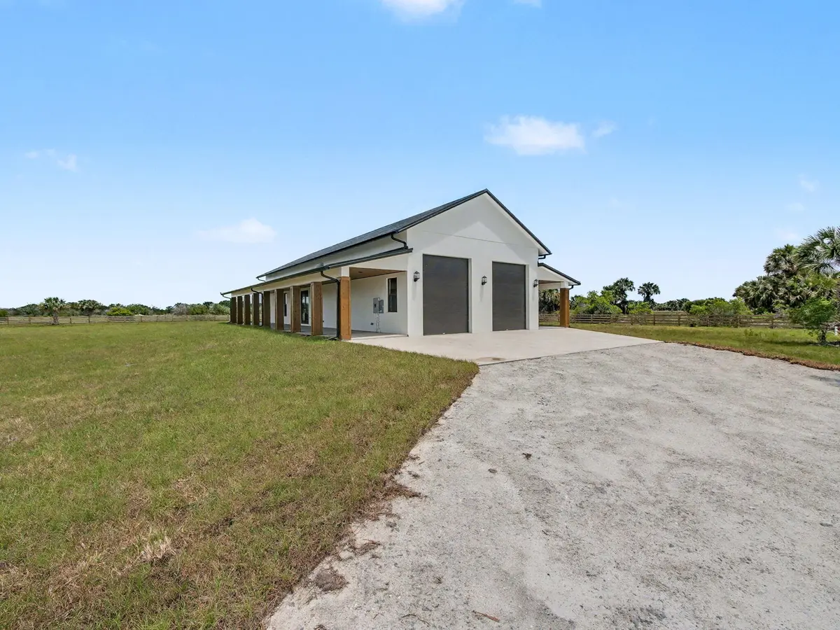 3-web-or-mls-004 at 9480 Carlton Road, Port St. Lucie