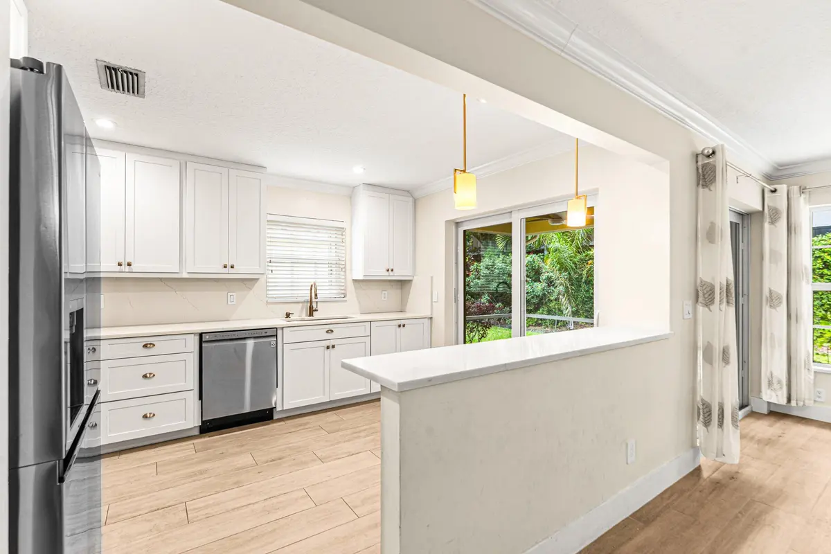 Kitchen at 226 Moccasin Trail, Jupiter