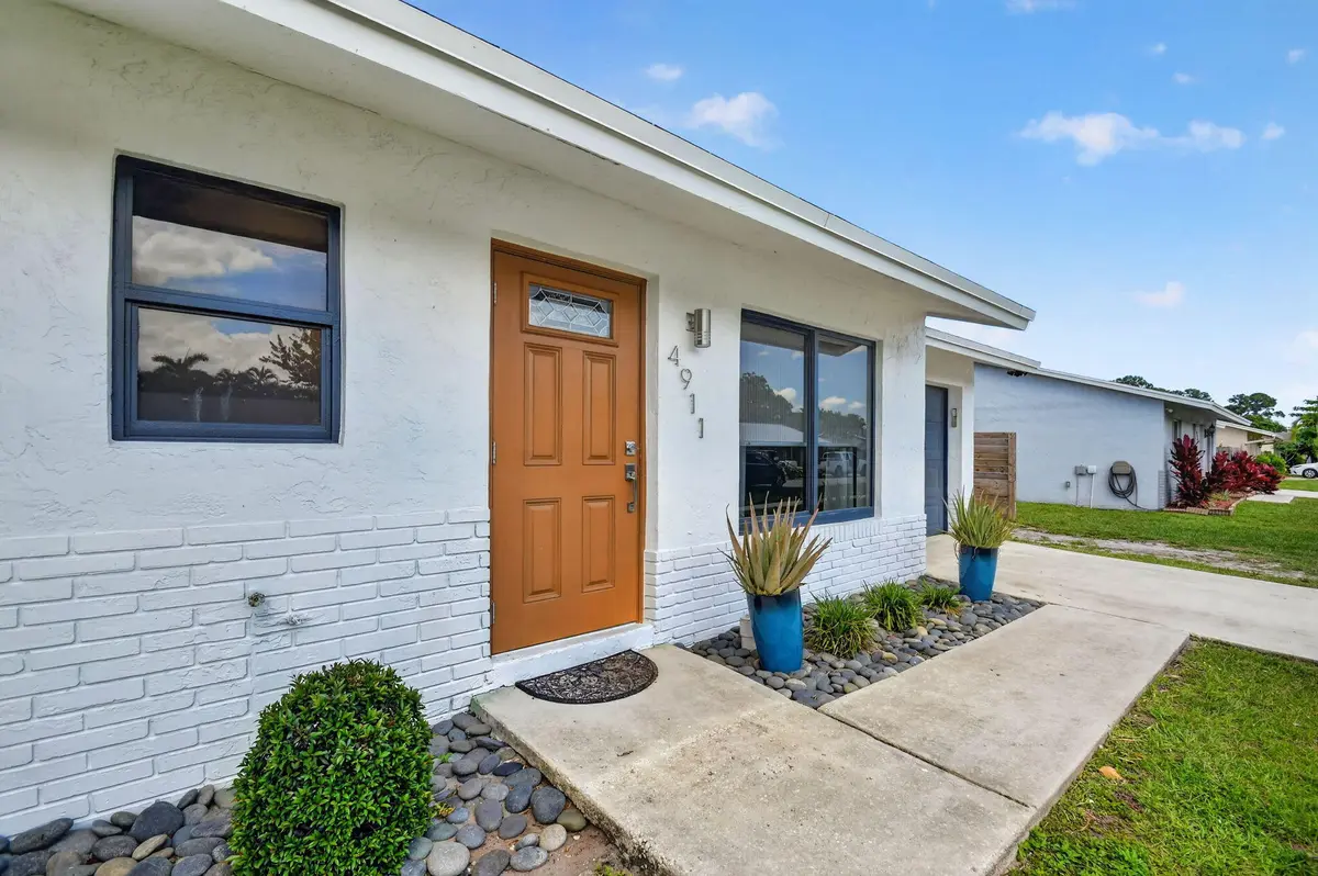 4-web-or-mls-DSC_9176 at 4911 Neros Drive, Greenacres