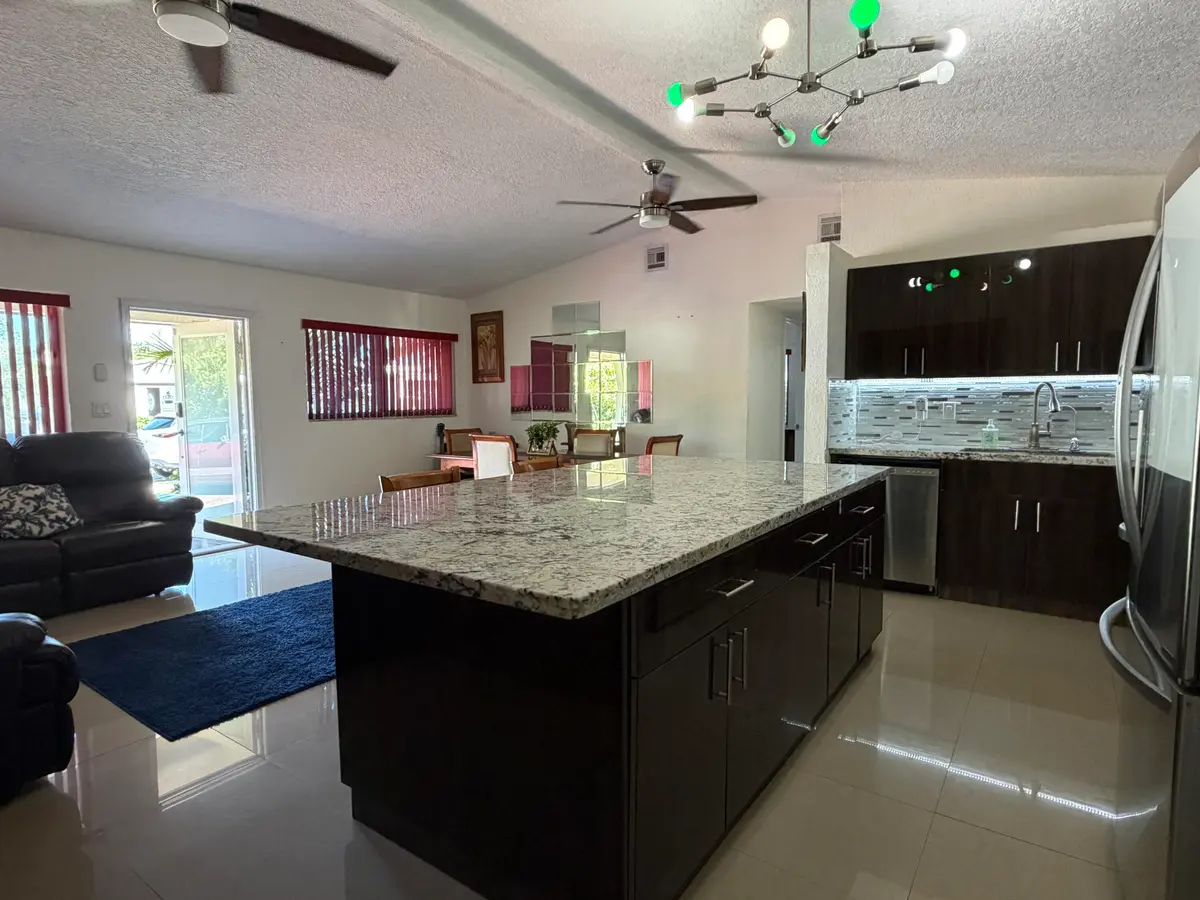 IMG_1026 at 1117 SW 22nd Avenue, Fort Lauderdale