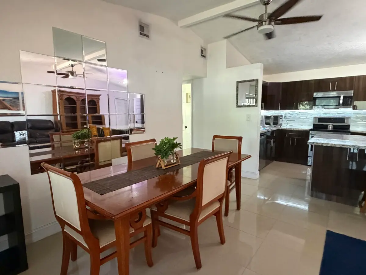 IMG_1037 at 1117 SW 22nd Avenue, Fort Lauderdale