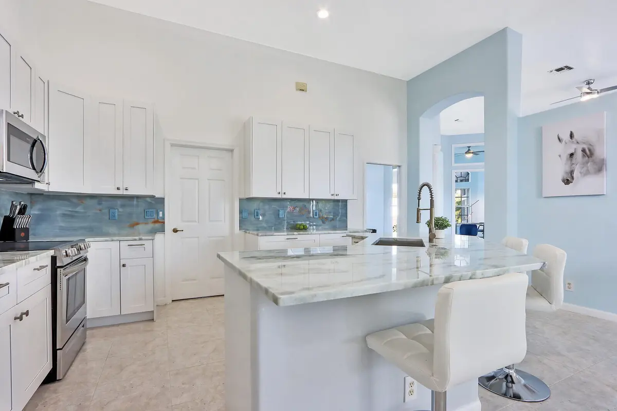 17_Image_17_mls at 16146 N 72nd Dr Drive, Palm Beach Gardens