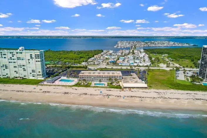 20231029223335588446000000-o at 9800 S Ocean 107 Drive 107, Jensen Beach
