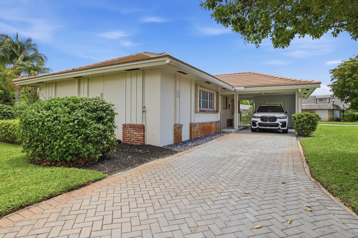 Front at 103 Villa Circle, Atlantis