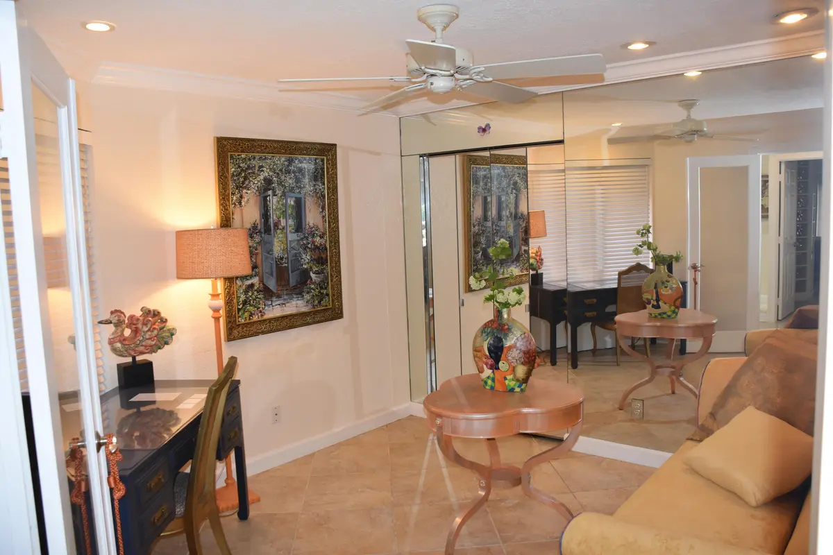 20231013142433663325000000-o at 11 N Ironwood Way Way, Palm Beach Gardens
