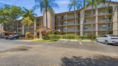 1200 SW 124th Terrace 208o, Pembroke Pines – Condominium for rent