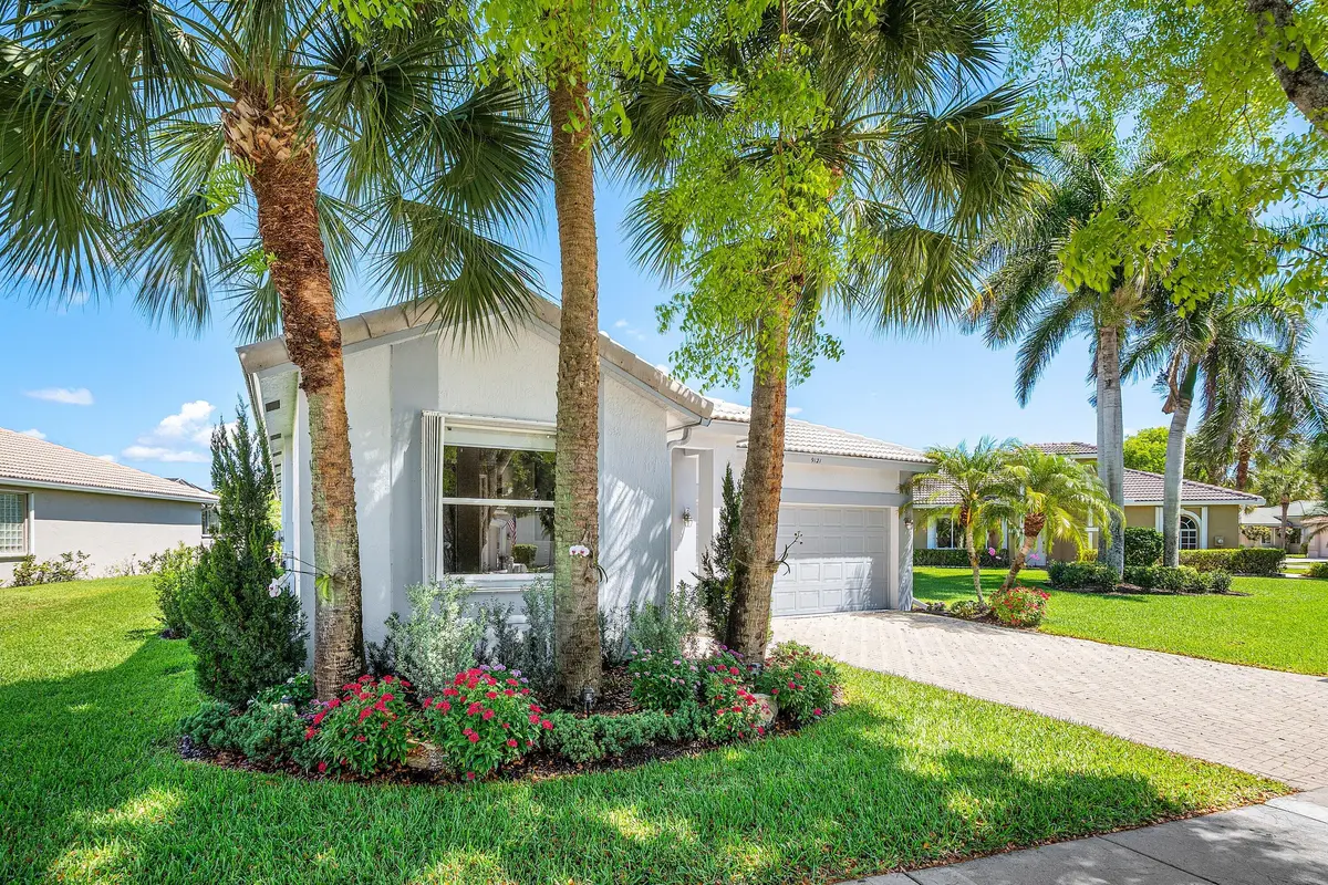 Front View at 9121 Bay Point Circle, West Palm Beach