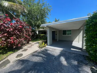 61 NE 46th Street, Oakland Park – sold