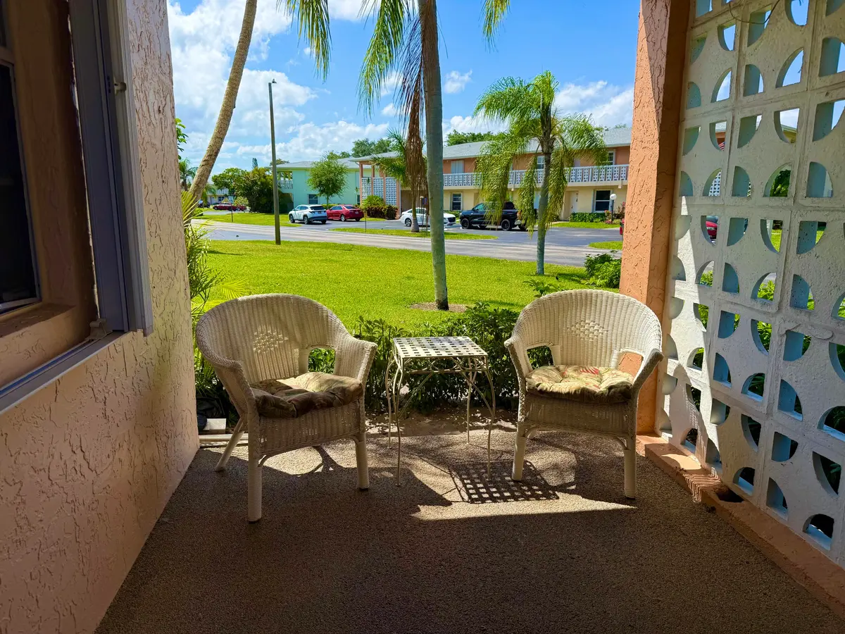 FRONT AREA at 1860 NW 13th Street 104, Delray Beach