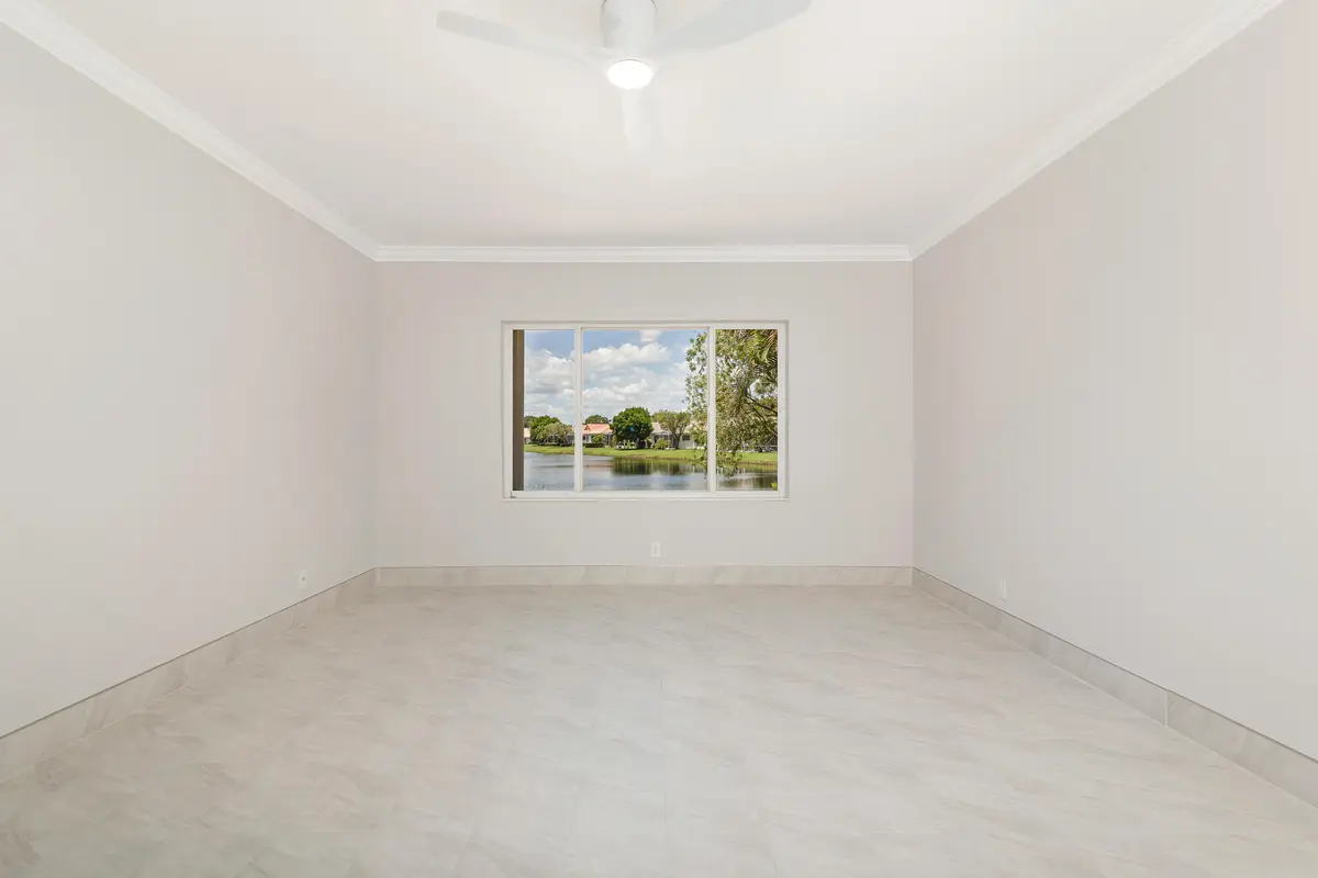low-20 at 9119 Bay Point Circle, West Palm Beach
