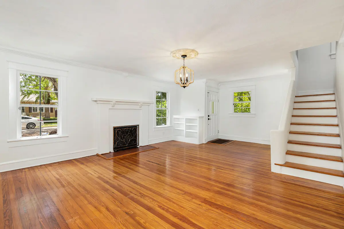 low-6 at 525 35th Street, West Palm Beach