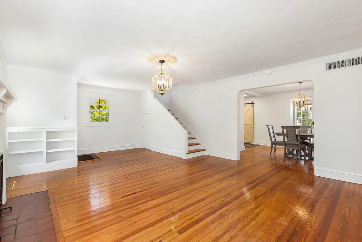 low-7 at 525 35th Street, West Palm Beach