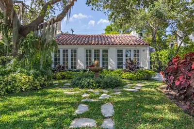 611 Flamingo Drive, West Palm Beach – sold