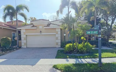 5880 NW 121 Avenue, Coral Springs – Single Family Residence for sale
