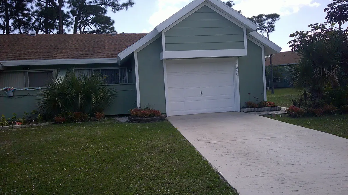 DSCF0287 at 1350 SE La Haven Court, Port St. Lucie
