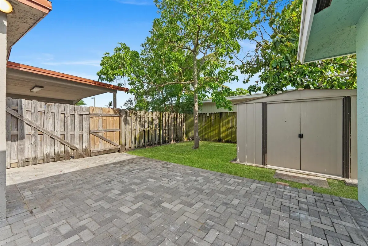 05-5 at 2831 N Seacrest Boulevard, Boynton Beach