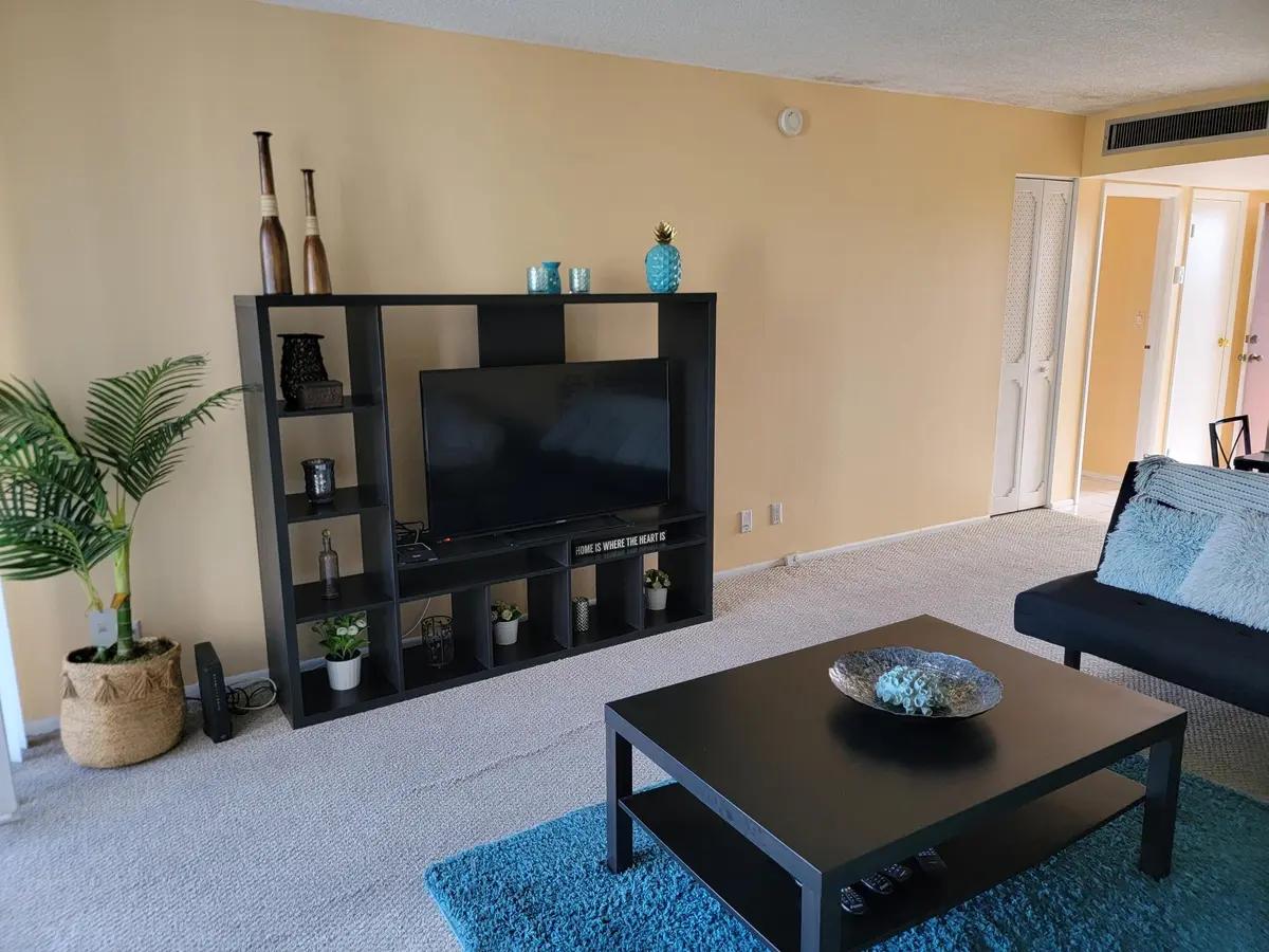 62E408A6-F263-45CD-827C-8259C974626A at 3301 N Country Club Drive 506, Aventura