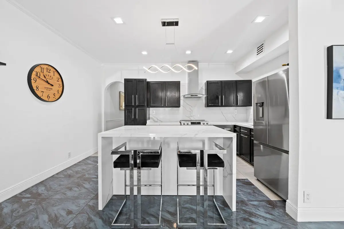 9-web-or-mls-DSC_4692 at 641 NW 1st Avenue, Fort Lauderdale
